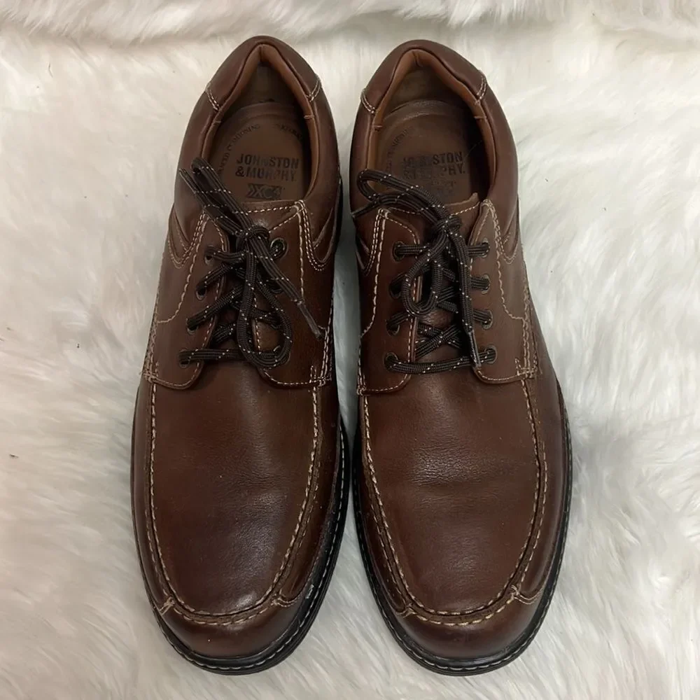 Johnston & Murphy Colvard Moc Toe XC4 Mahogany Leather Loafer‎ Size 9 B27